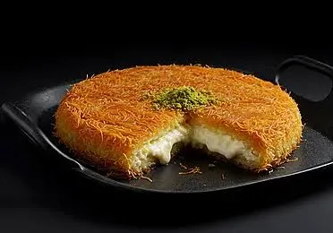 كنافة بحشوة الجبن السائل